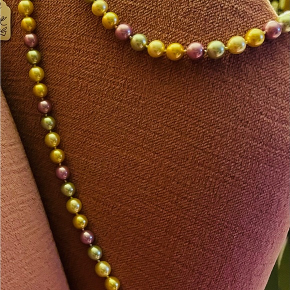 elegant Long strand 48 inch multi color 10mm shell pearl necklace NWT - Picture 12 of 12